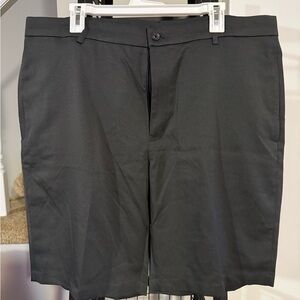 Walter Hagen Black Flat Front Shorts Golf Style